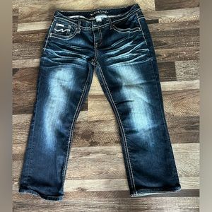 Maurice’s Women’s dark denim capris